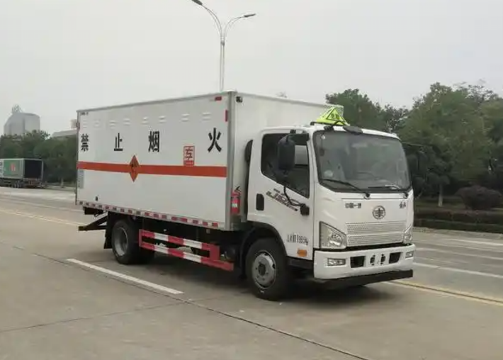 夏县爆破器材运输车可以上高速吗？