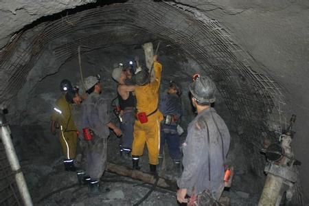 夏县工程爆破中的危险因素分析以及应对工程爆破危险的措施